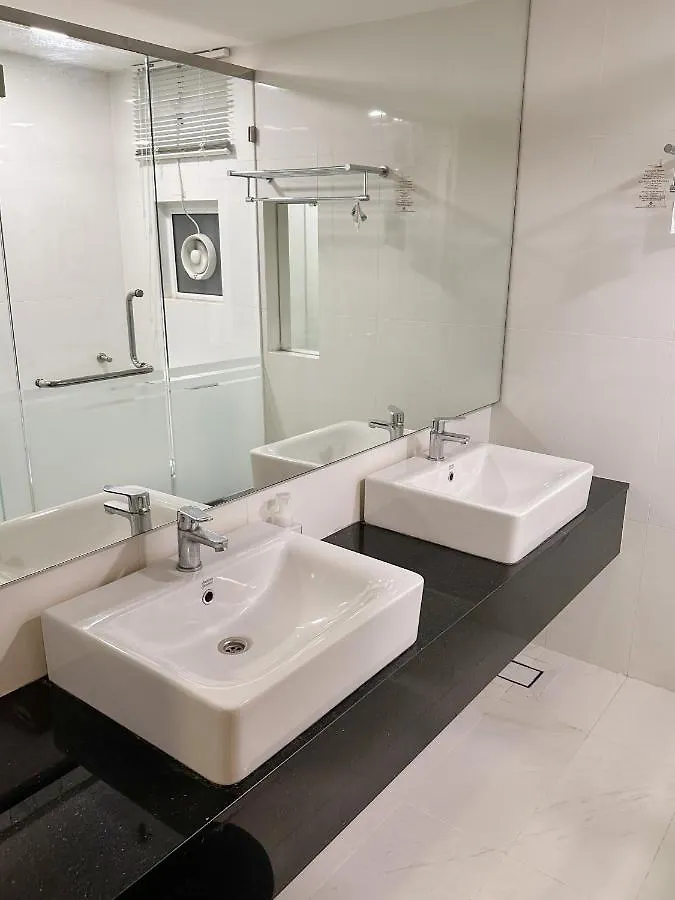 Apartment Maritime Suite By Airrise Jelutong